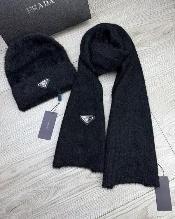 Bonnet et écharpe PRADA