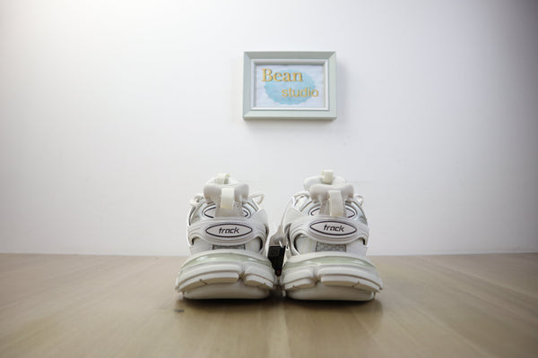 Blncg track blanche