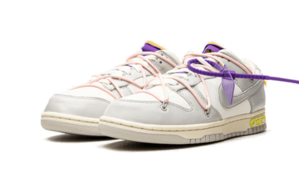 Nike® x Off-White® Dunk Low lot 24