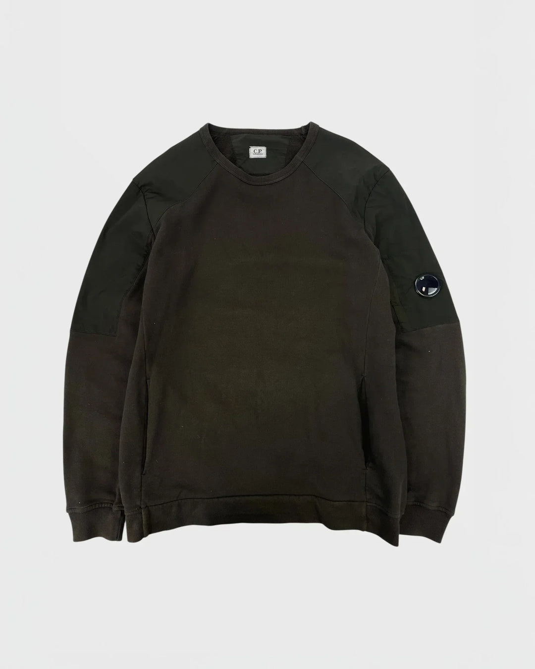 C.P. Company pull