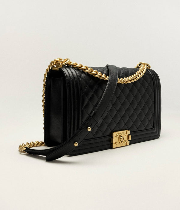 GRAND SAC BOY CHANEL