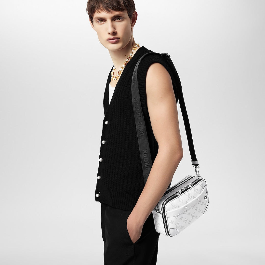 Sac Alpha Messenger