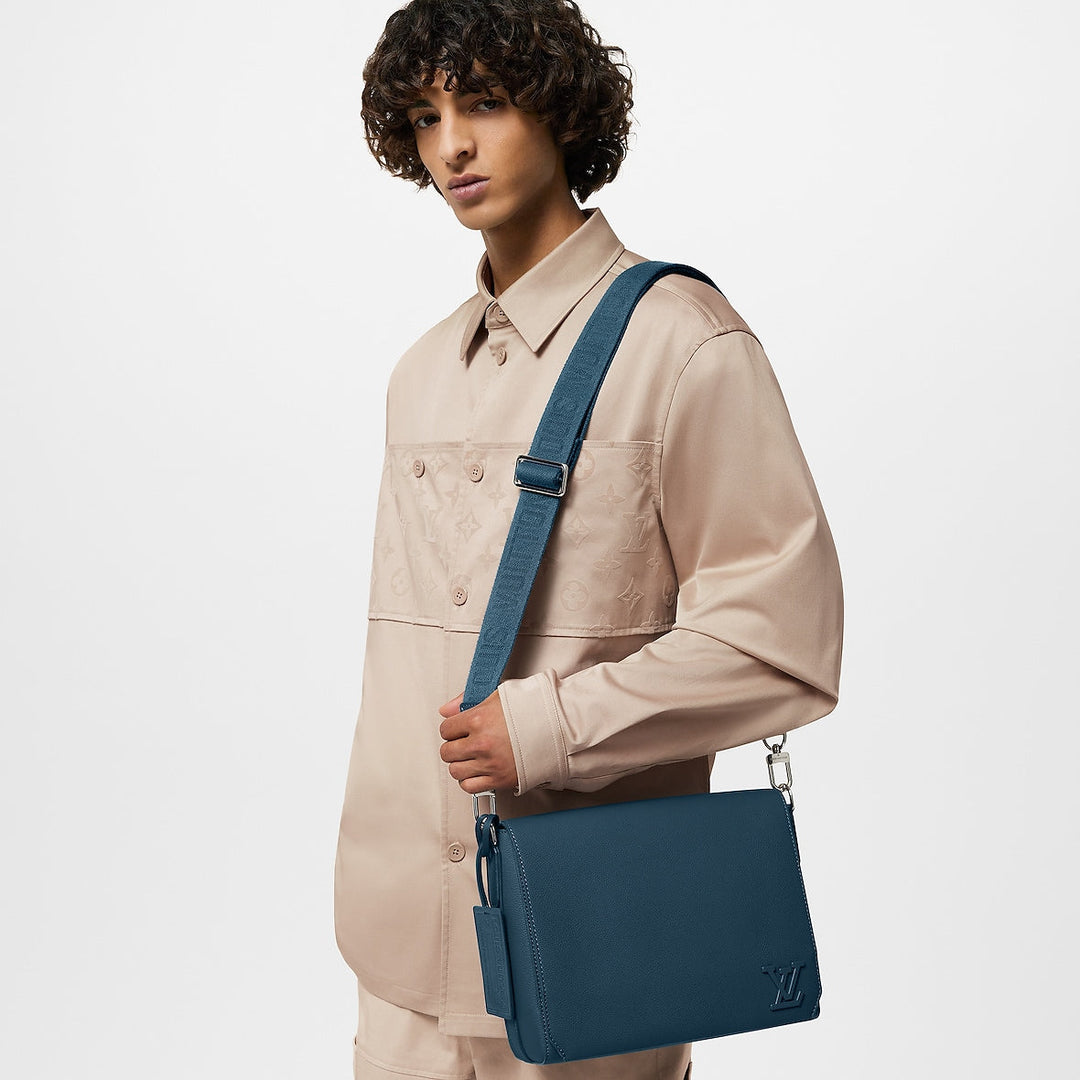 Sac messenger Takeoff