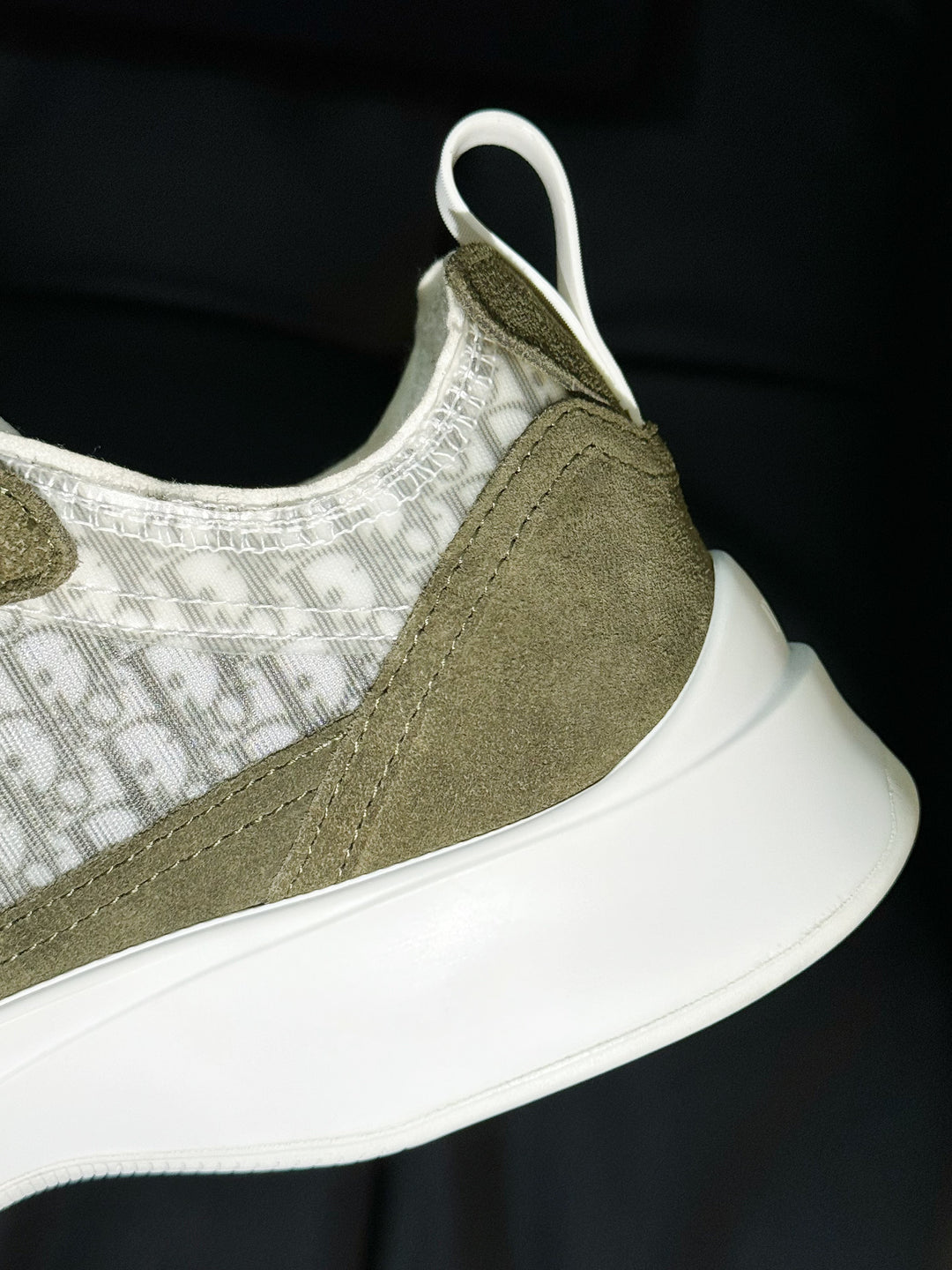 Sneakers B25  olive