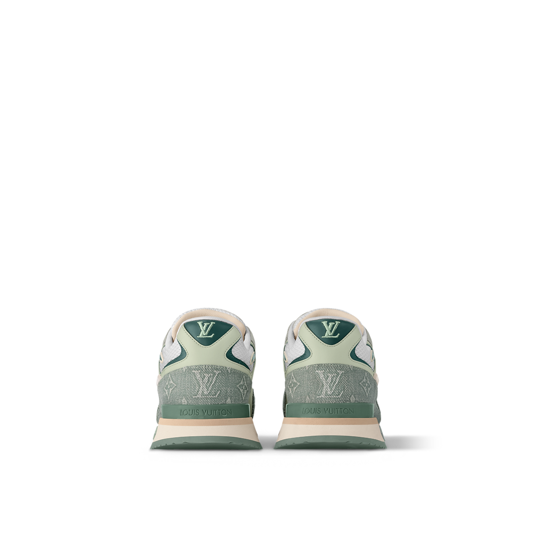 Sneaker Run Away