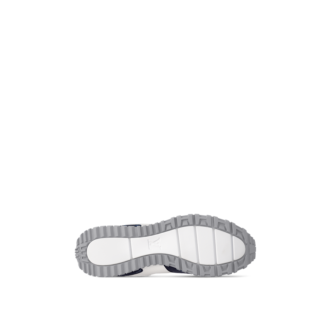 Sneaker Run Away