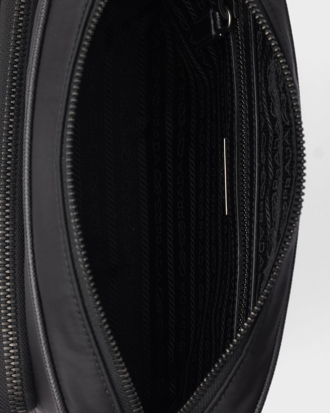 Petit sac porté épaule en Re-Nylon et cuir Saffia