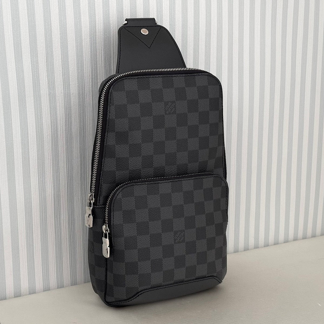 Sacoche Lv sling bag