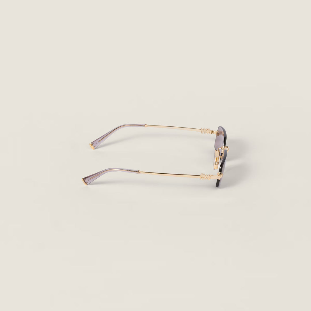 Lunettes de soleil de la collection Miu Miu Eyewear