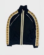 Gucci veste