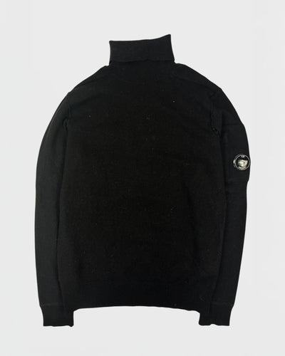 C.P company pull
