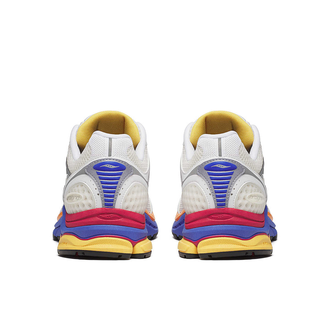 SAUCONY PROGRID TRIUMPH 4 GALAXY