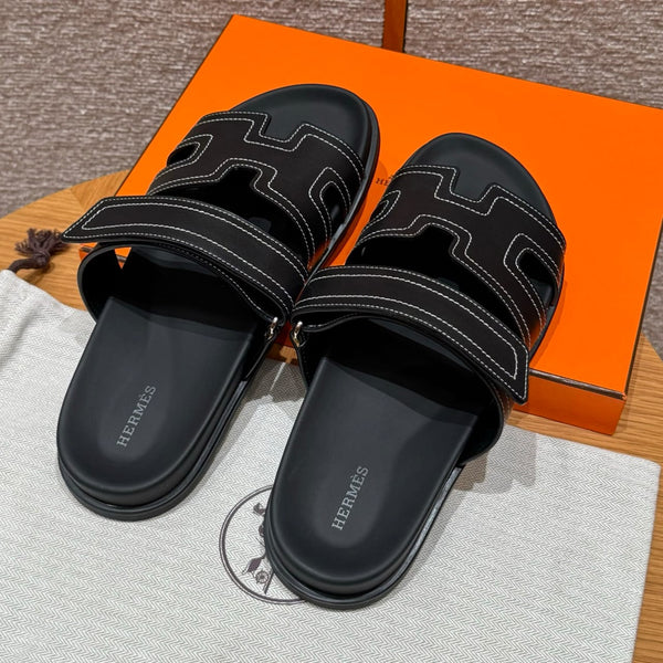 Sandales Chypre Hermès Noir Ébène / Couture Blanche