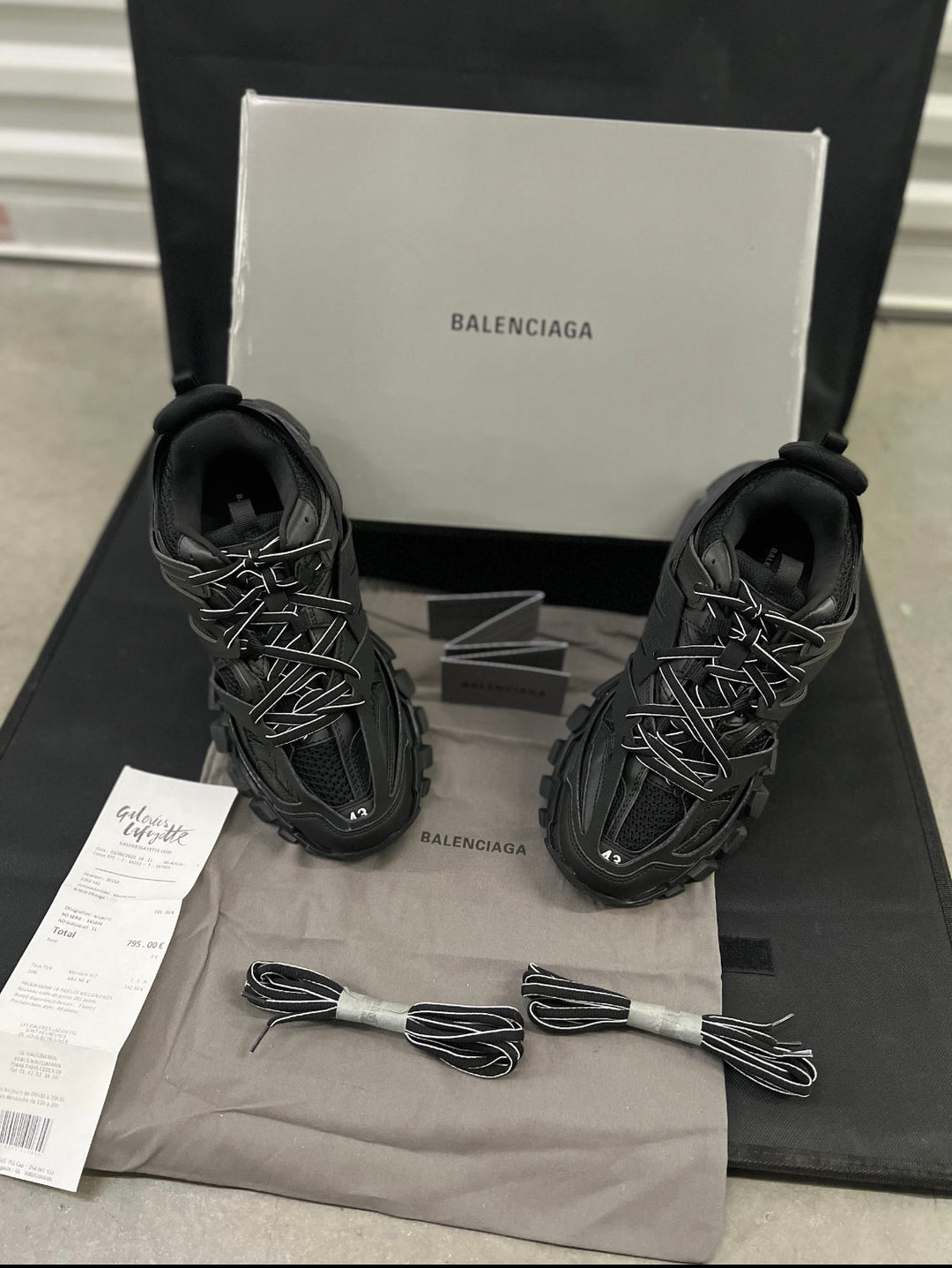 Blncg track noir