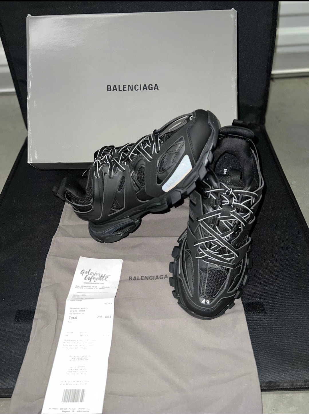 Blncg track noir